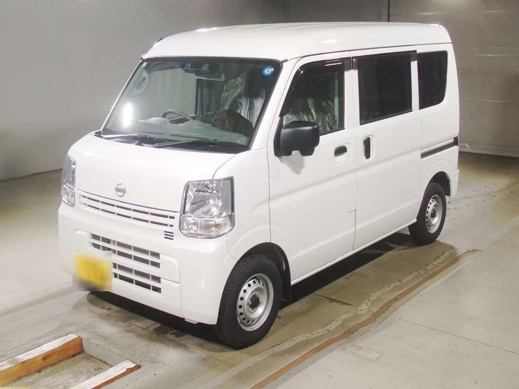 Nissan NV100 Clipper DR17V 2026